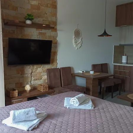 מלון דירות Milmari N12