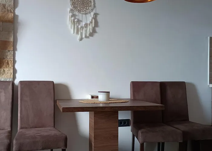 Aparthotel Milmari N12