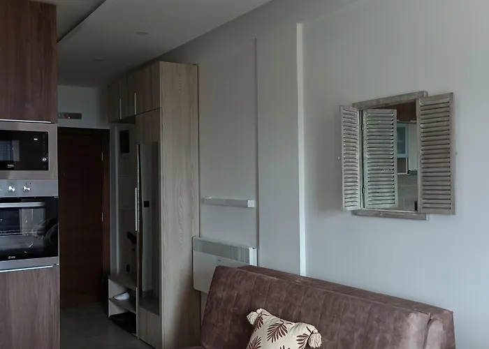 Aparthotel Milmari N12