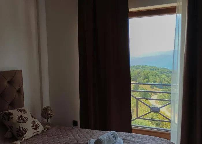 Aparthotel Milmari N12